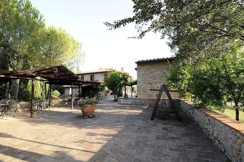 Casanova Di Pescille Farm stay