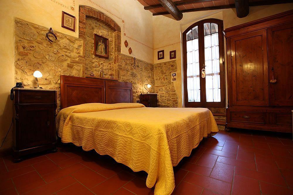 Farm stay Casanova Di Pescille *