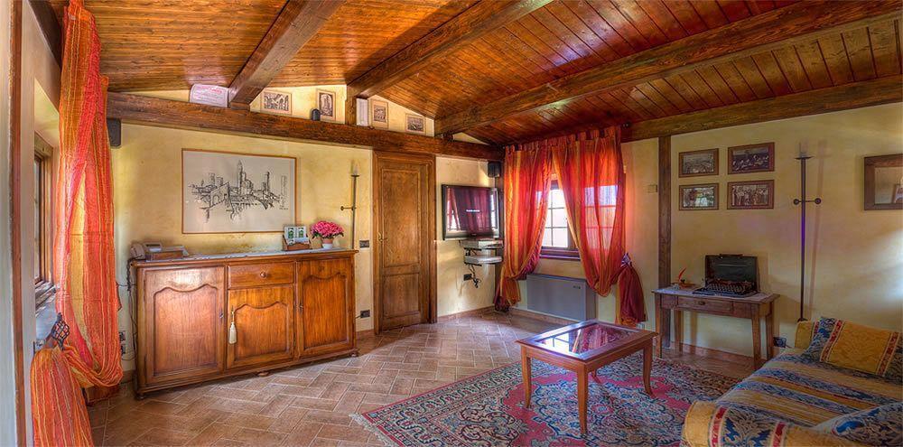 Casanova Di Pescille Farm stay *